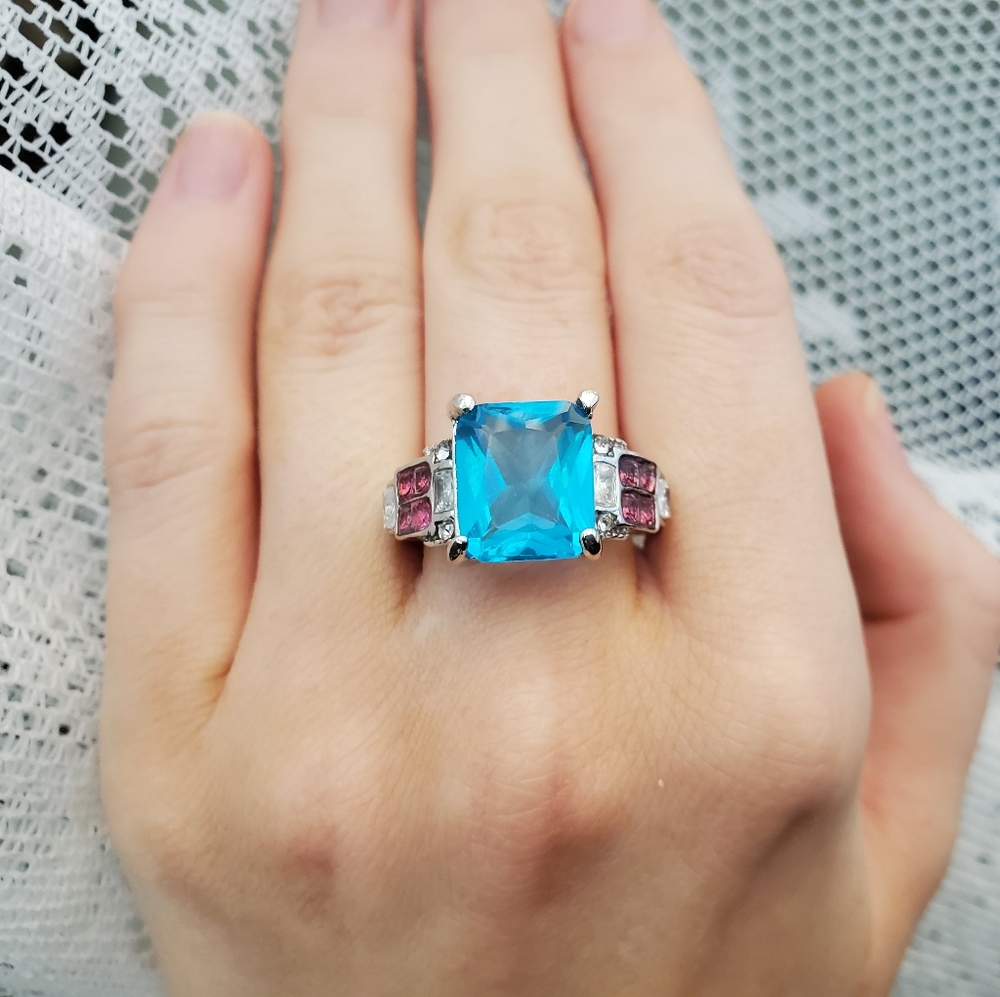 New Cute Aquamarine Ring - Picture 1 of 5